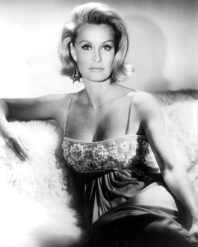 Dina Merrill